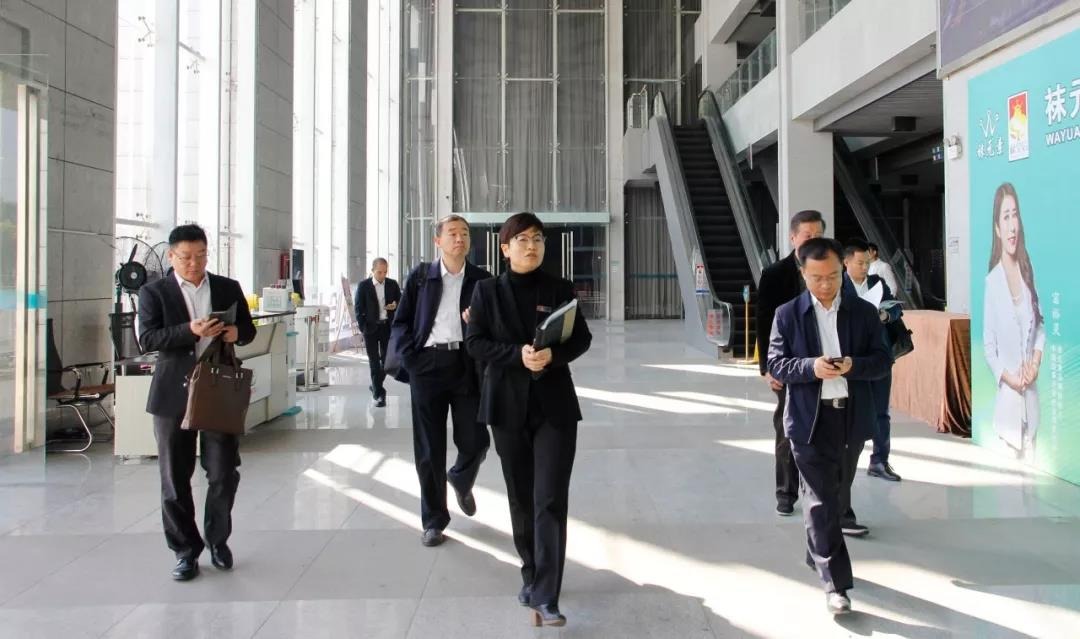 山東省昌樂縣領導一行蒞臨中亞參觀考察