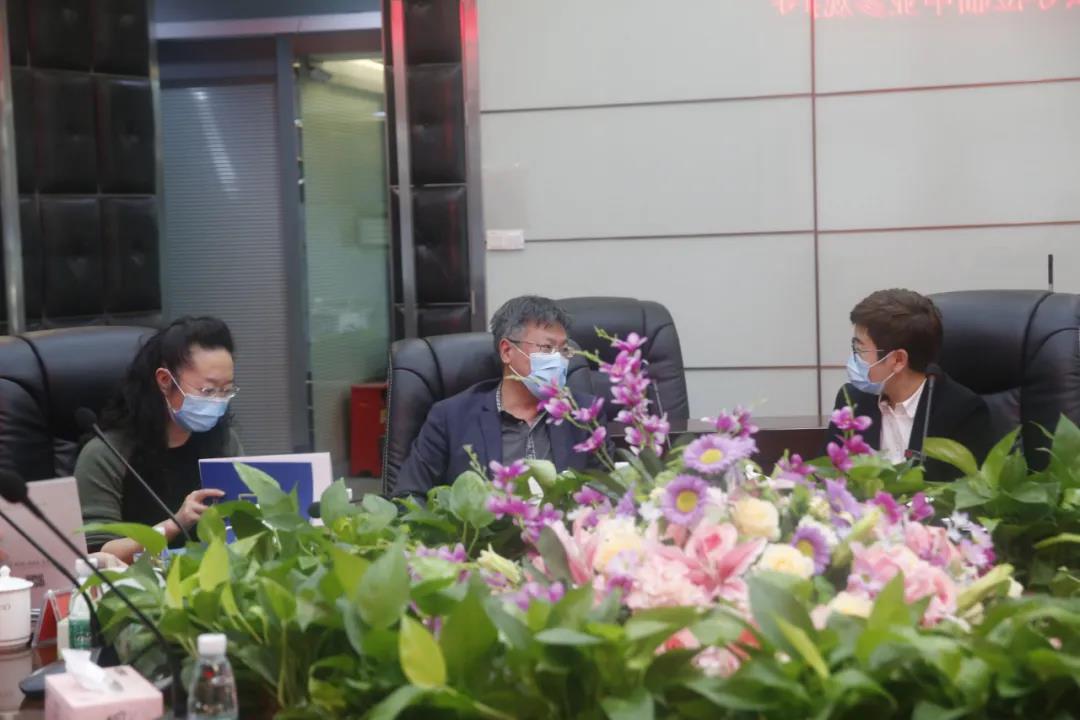 深圳市南山區(qū)政協(xié)副主席黃險(xiǎn)峰一行蒞臨中亞參觀(guān)指導(dǎo)