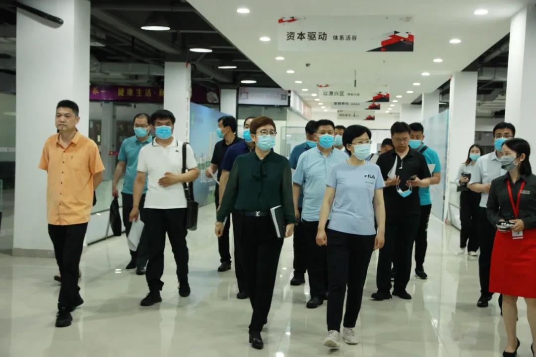 山東省臨清市委副書(shū)記、市長(zhǎng)祁學(xué)蘭率隊(duì)蒞臨中亞參觀調(diào)研