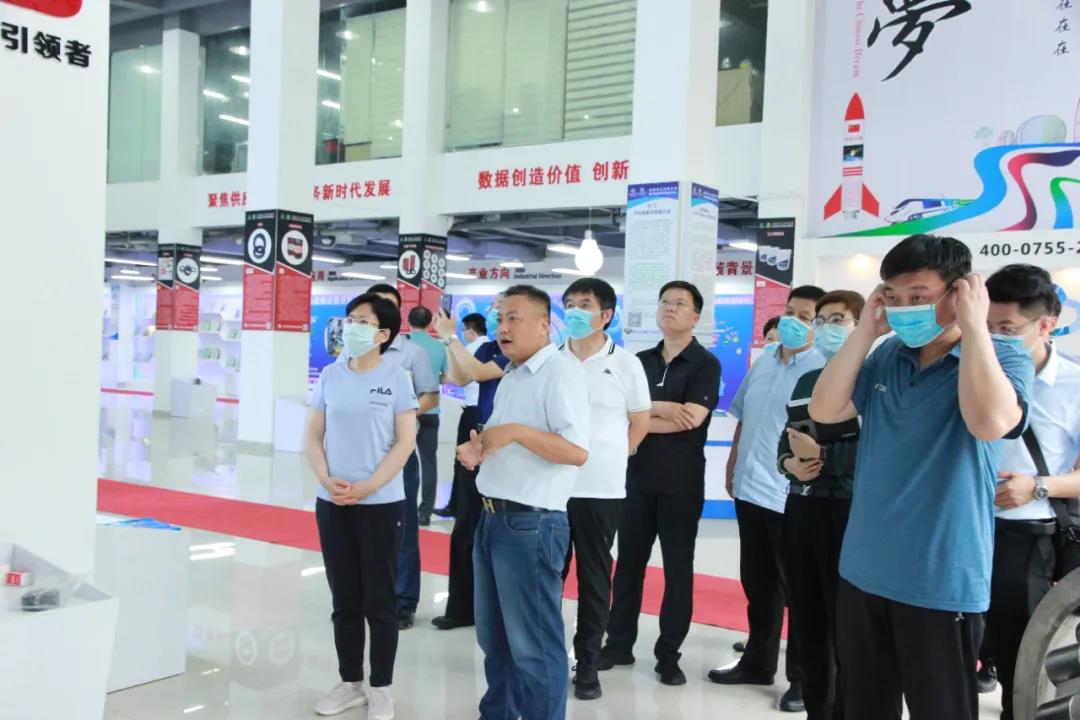 山東省臨清市委副書(shū)記、市長(zhǎng)祁學(xué)蘭率隊(duì)蒞臨中亞參觀調(diào)研