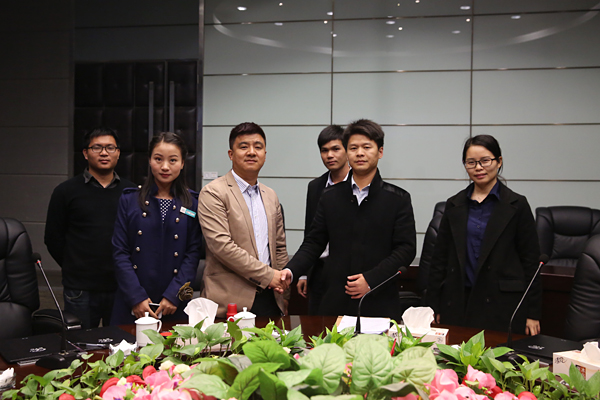 搜狐汽車深圳站與集團簽訂戰(zhàn)略合作協(xié)議