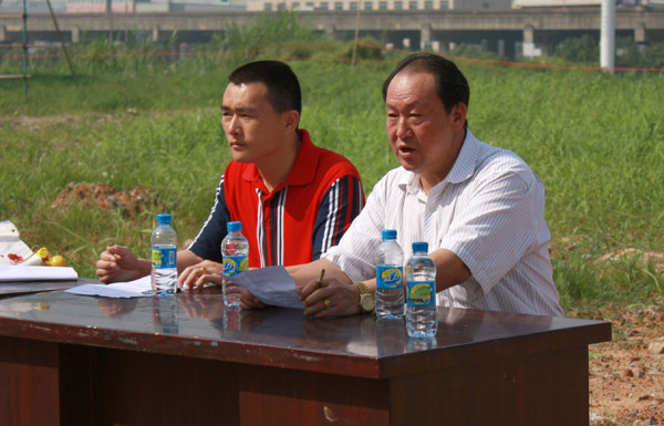 增強(qiáng)隊伍素質(zhì) 力保一方平安——中亞集團(tuán)保安部舉行2010崗位大點(diǎn)兵活動