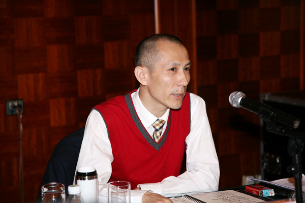集團(tuán)董事局主席、總裁黃炳煌先生在會上發(fā)表重要講話  