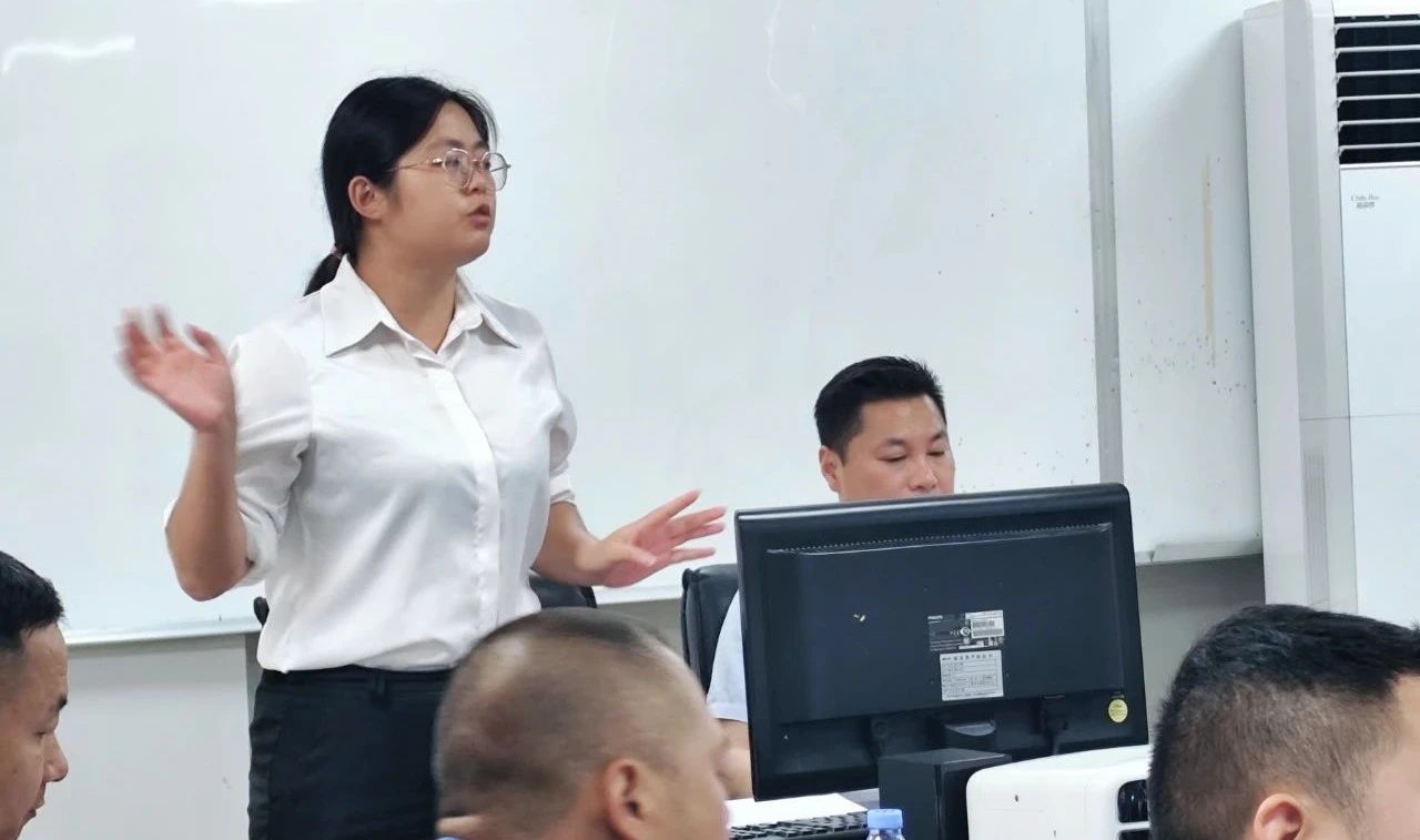 和煦四月 共沐春風 | 中亞硅谷海岸招商座談會成功舉行，持續(xù)提升產(chǎn)業(yè)運營服務能力(圖6)